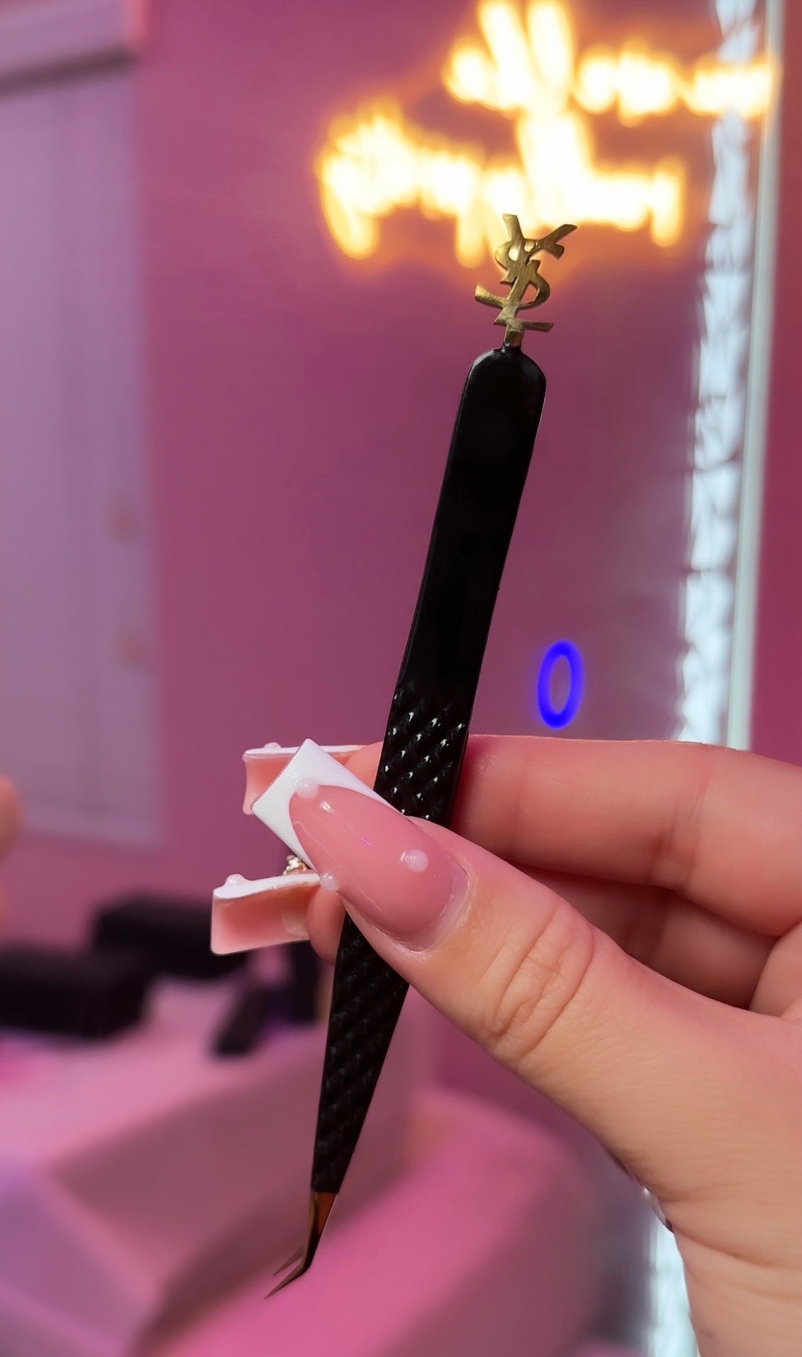 YSL ISO TWEEZER