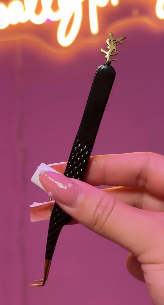 YSL 90° TWEEZER