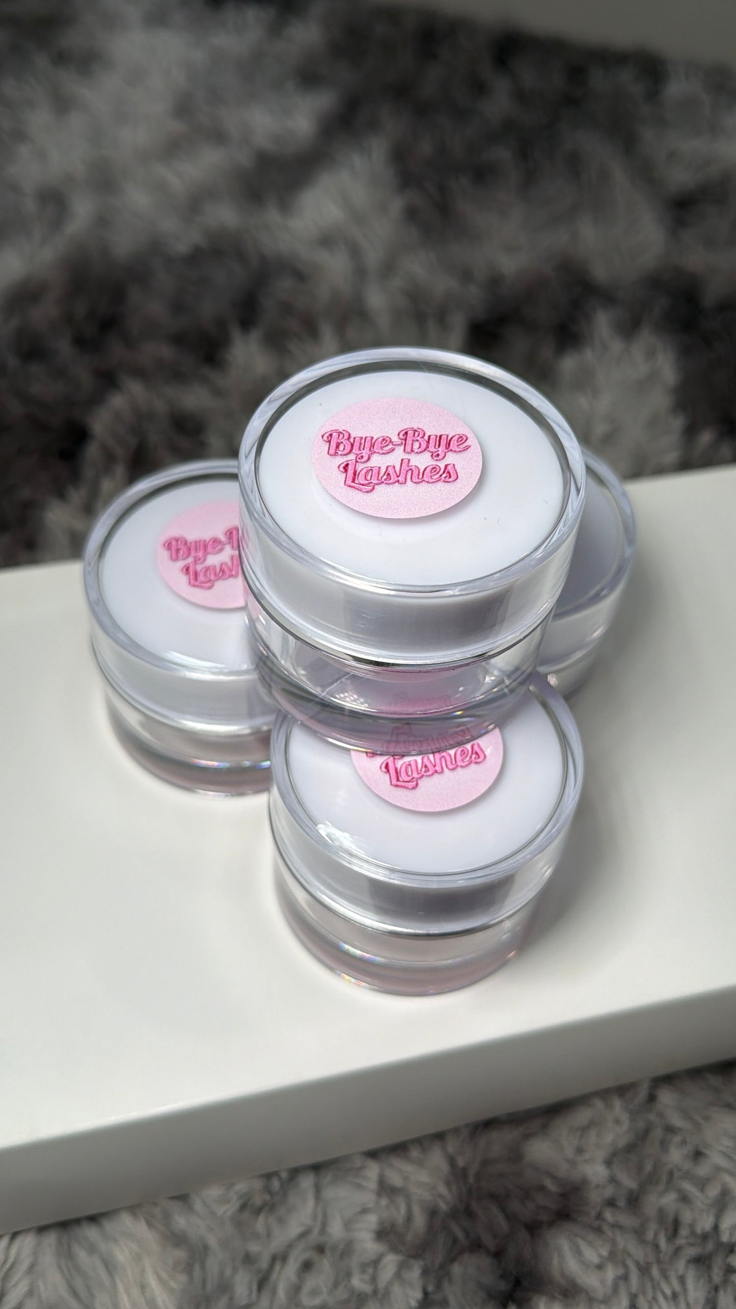 Bye-Bye lashes remover